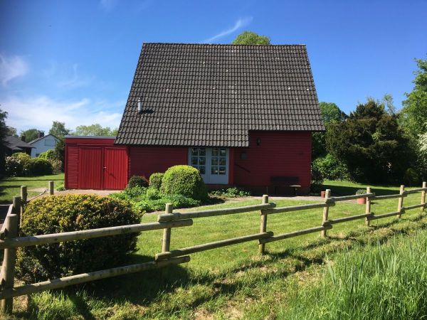 Das Ferienhaus liegt direkt am Naturschutzgebiet „Zur hohen Sieben“